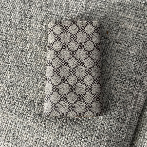 Wallet - Picture 2 of 3